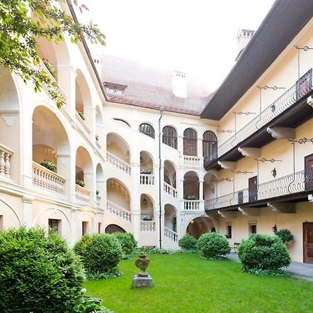 Schlosshotel Obermayerhofen Sebersdorf Exterior photo